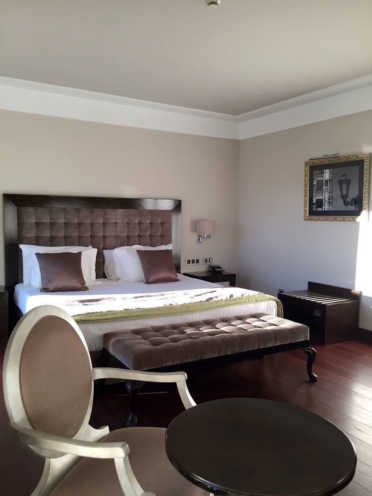 Hotel Jardin Real De Mirasierra *