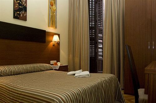 Guest house Atocha Almudena Martin