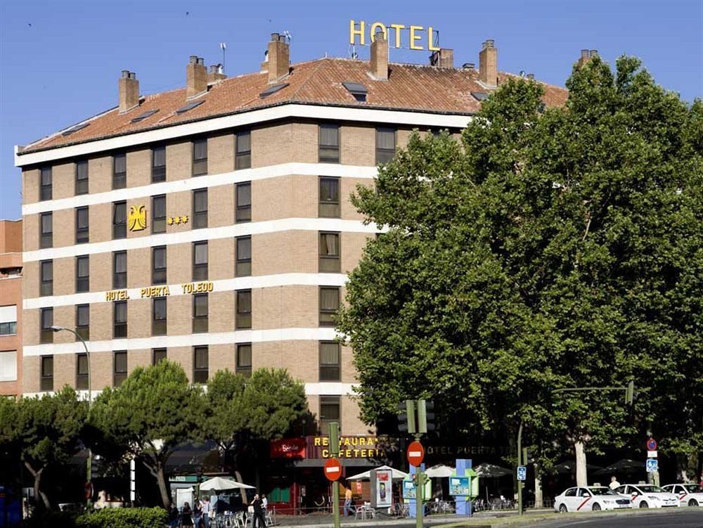 Hotel Puerta De Toledo Madri