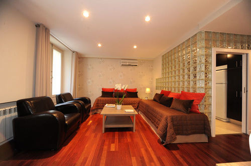 Apartamentos Madrid * Madri
