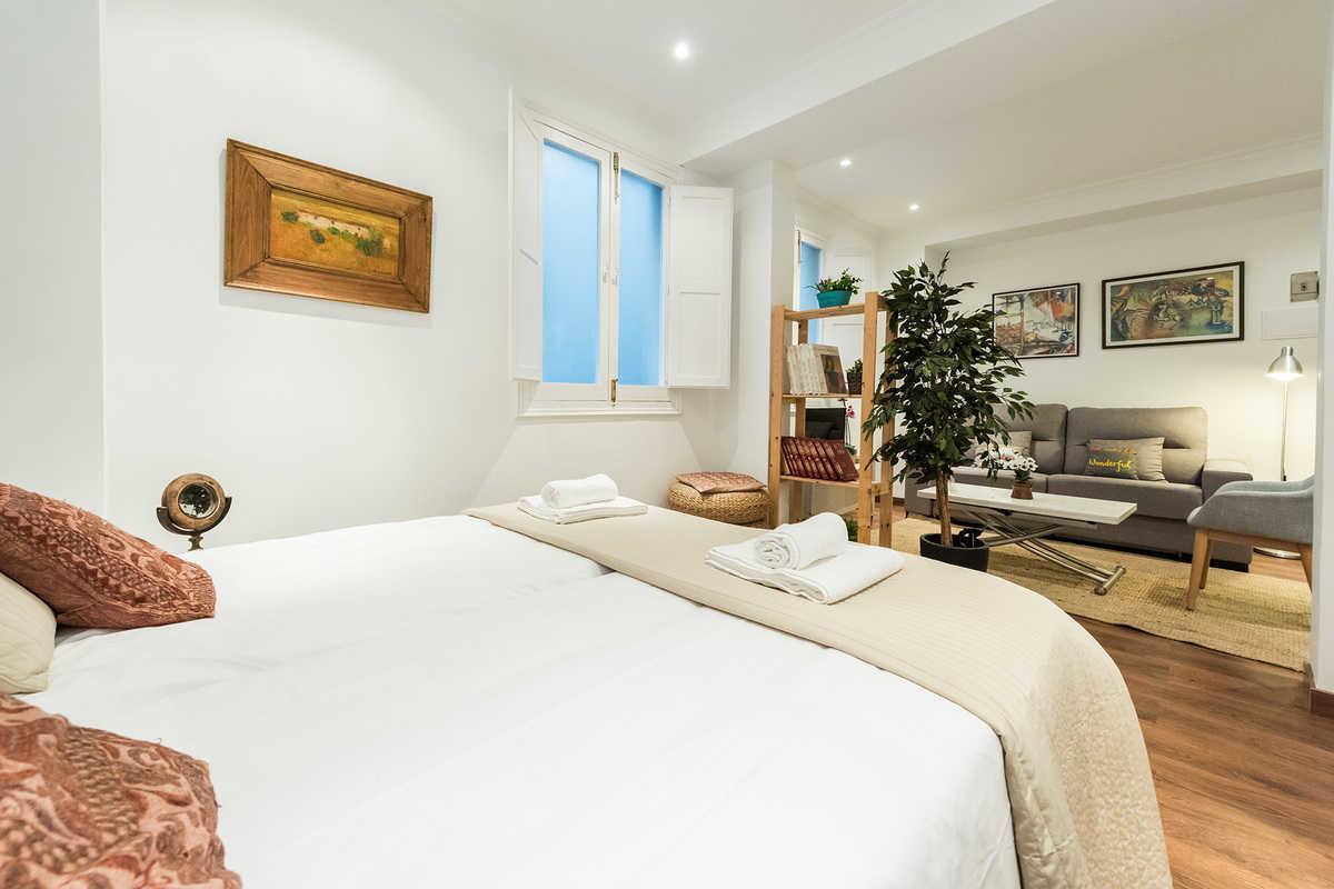 - Alcala 99 Apartment *