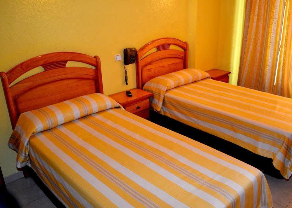 Josefina-gran Via Hostel *