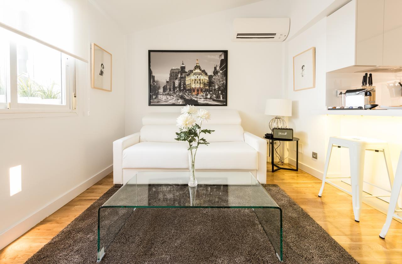 Latina Apartment