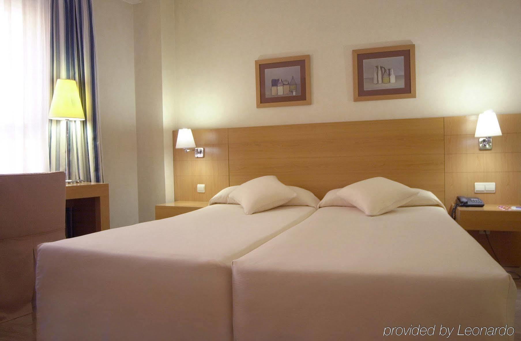 Hotel Infanta Mercedes Madrid