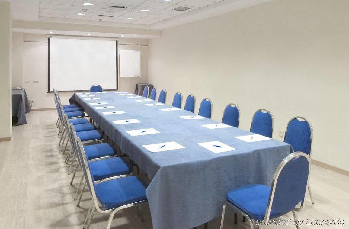 Hotel Infanta Mercedes