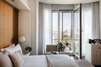 Me Reina Victoria By Melia Hotel