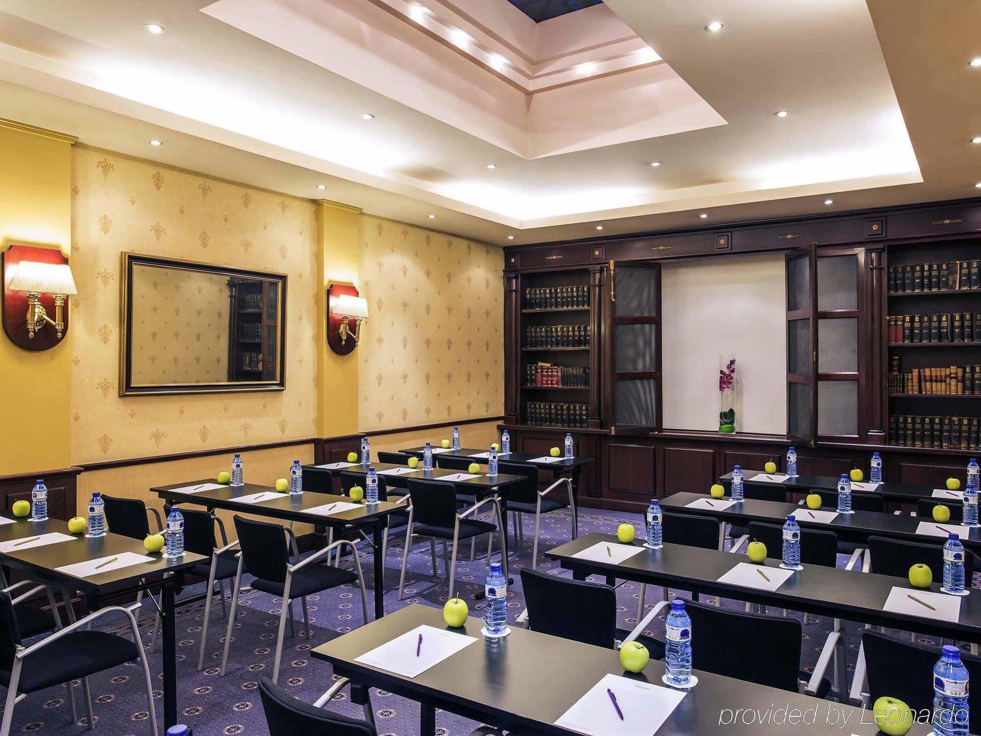 One Madrid-plaza De Espana Hotel 4*
