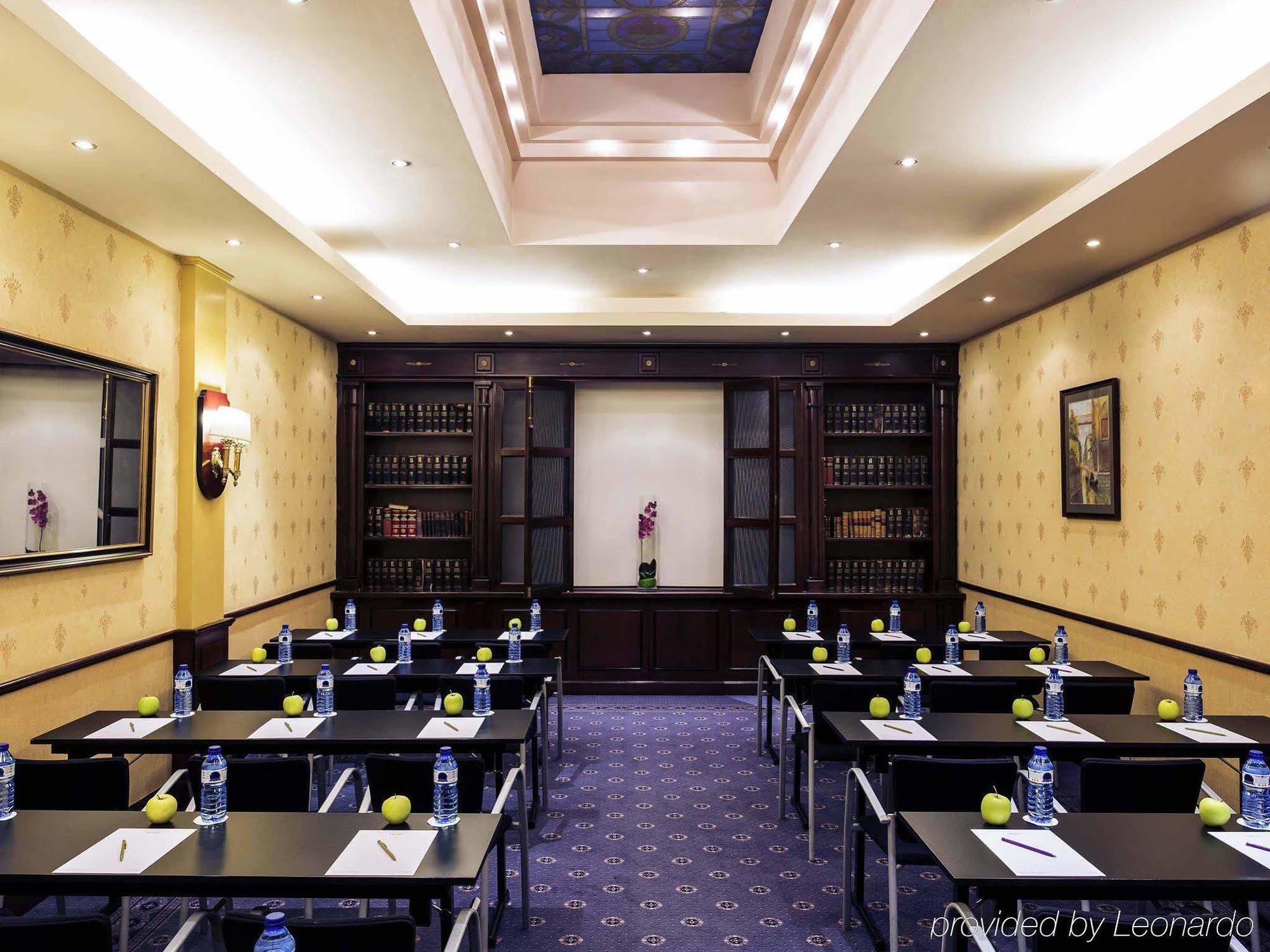 One Madrid-plaza De Espana Hotel 4*