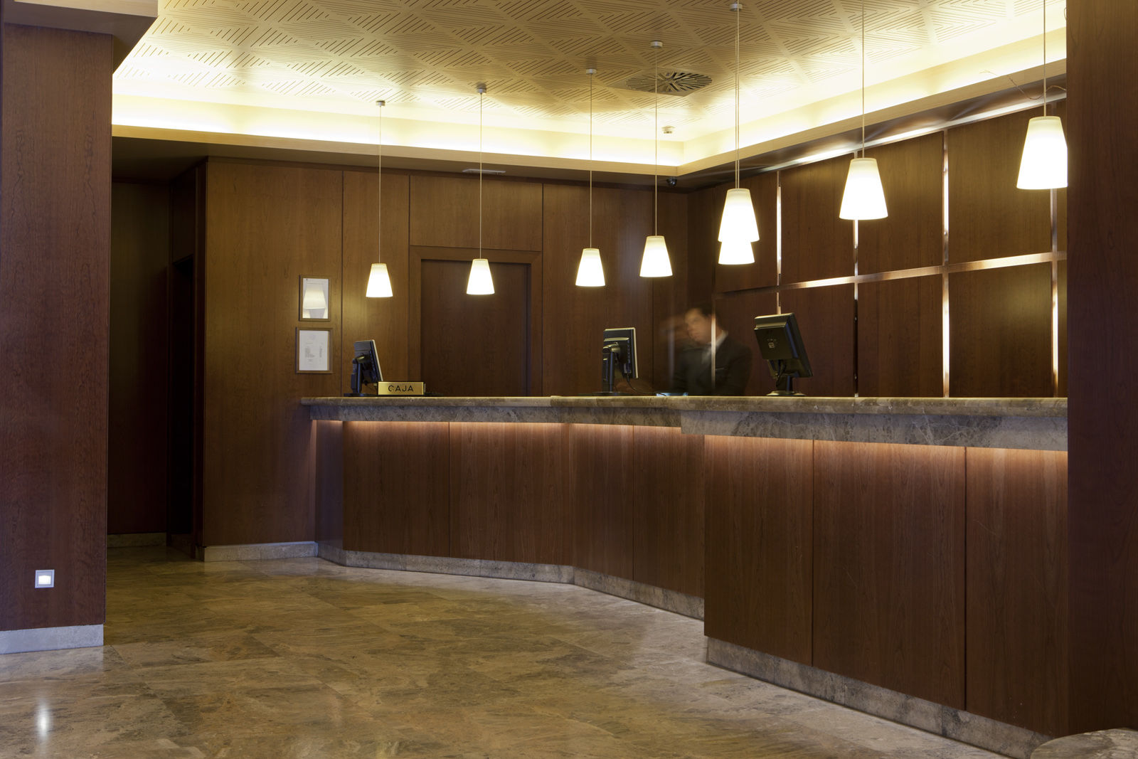 Hotel Praga 4*