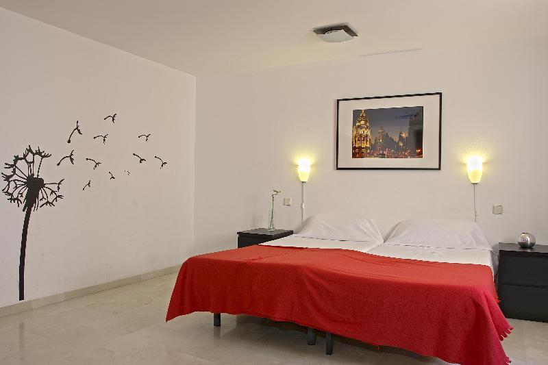 Mercury Apartment