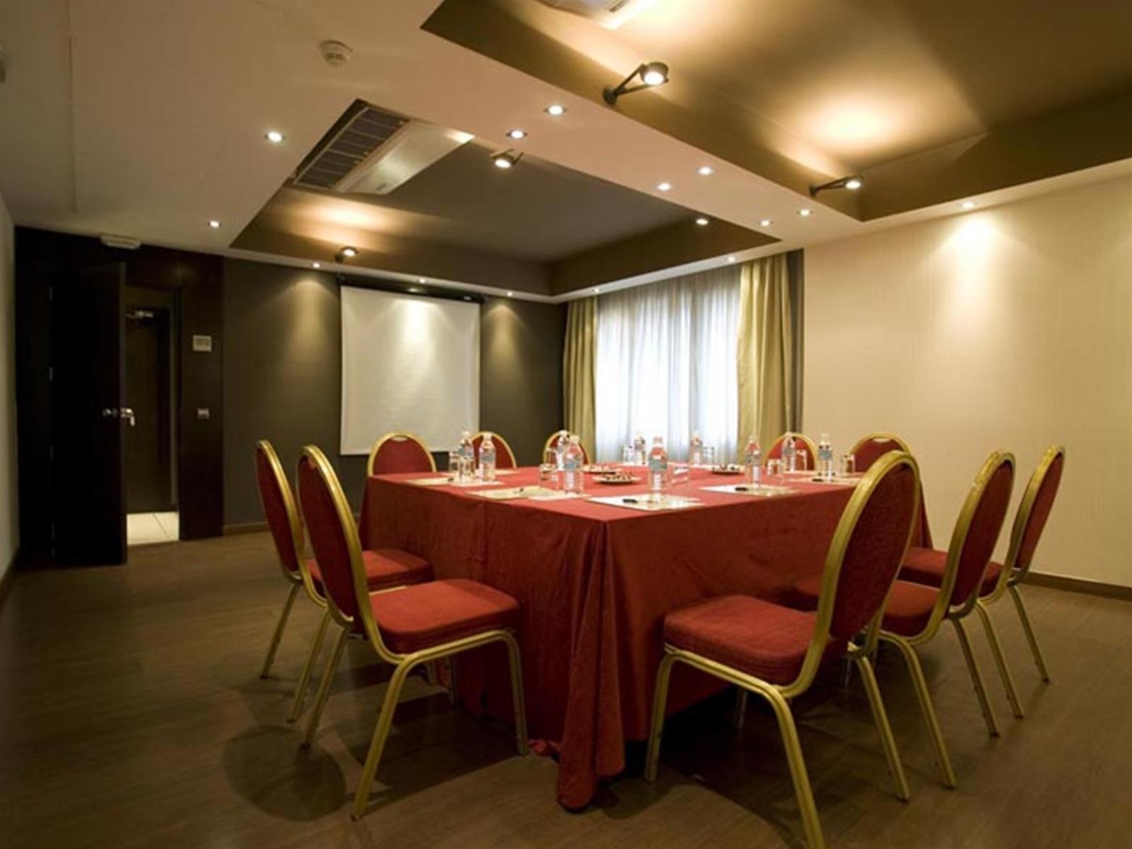 Petit Palace Arturo Soria Alcala 4* Madri