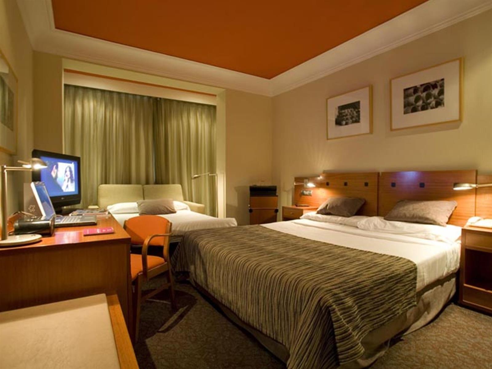 Petit Palace Arturo Soria Alcala 4* Madri