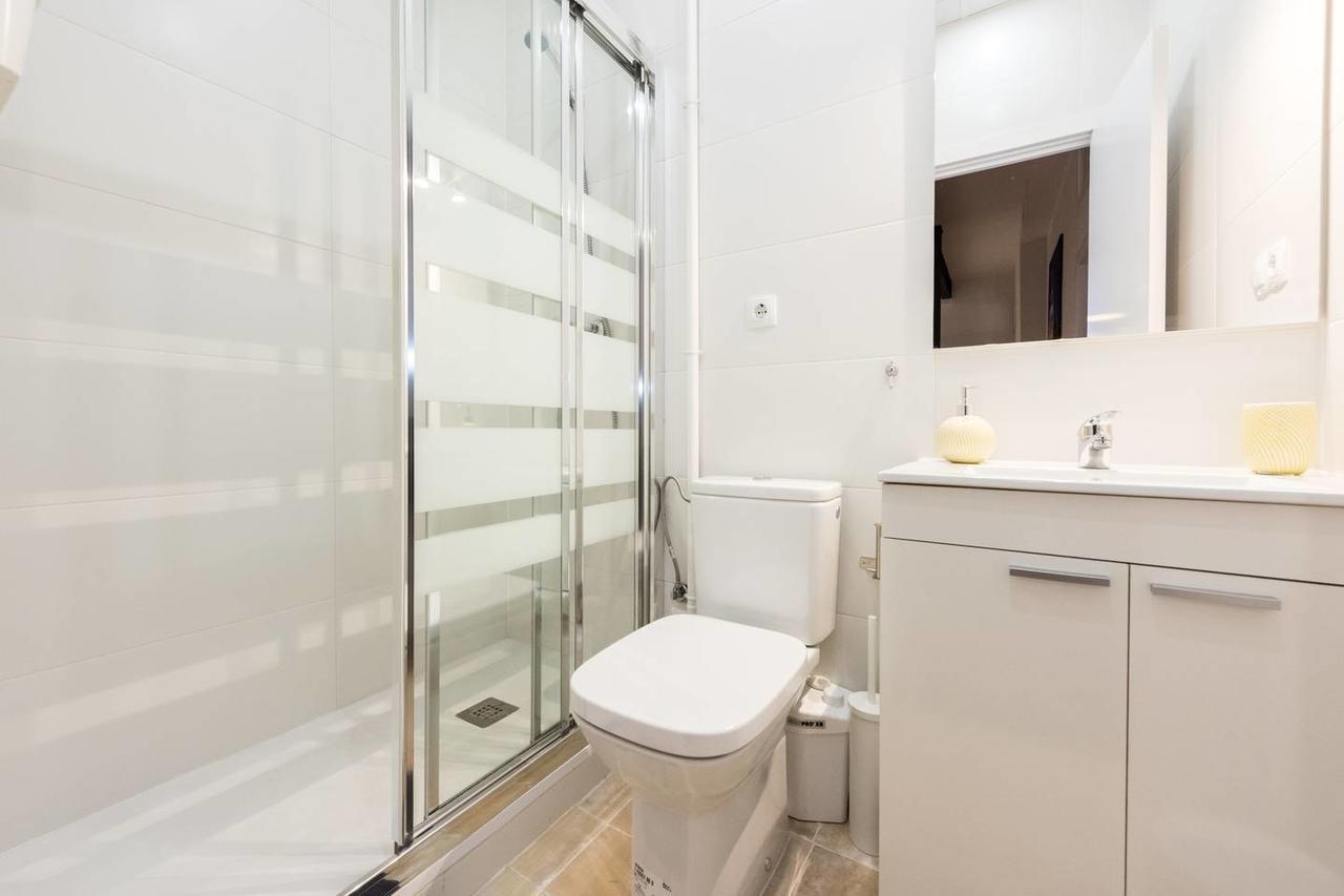 M&f Gran Via 3 Hab Apartment Madrid