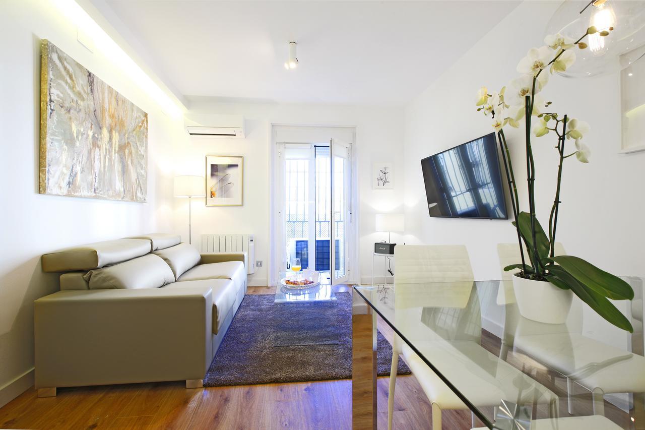 Centric Apartment *