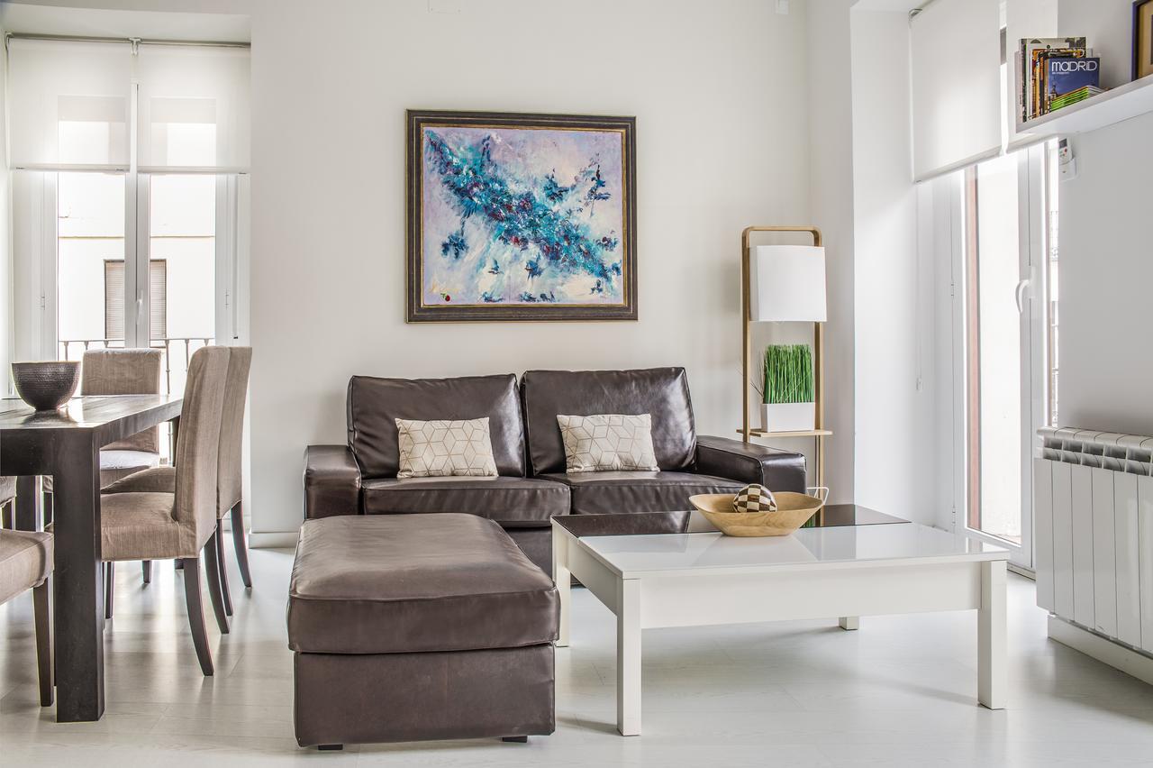 Atocha Lux, By Presidence Apartment *