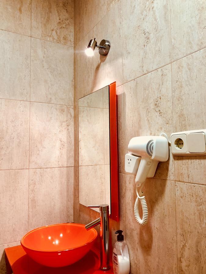 Nersan2 Guest house Madrid