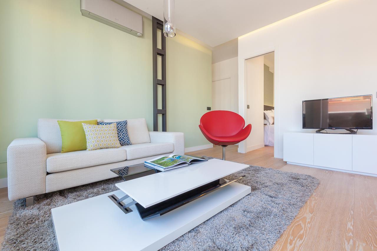 Club Lagasca Xxx Apartment