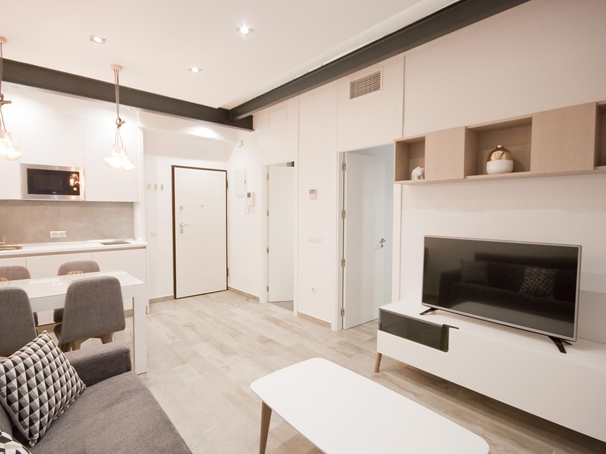 Nuevo Y De Lujo En Puerta Del Sol Apartment