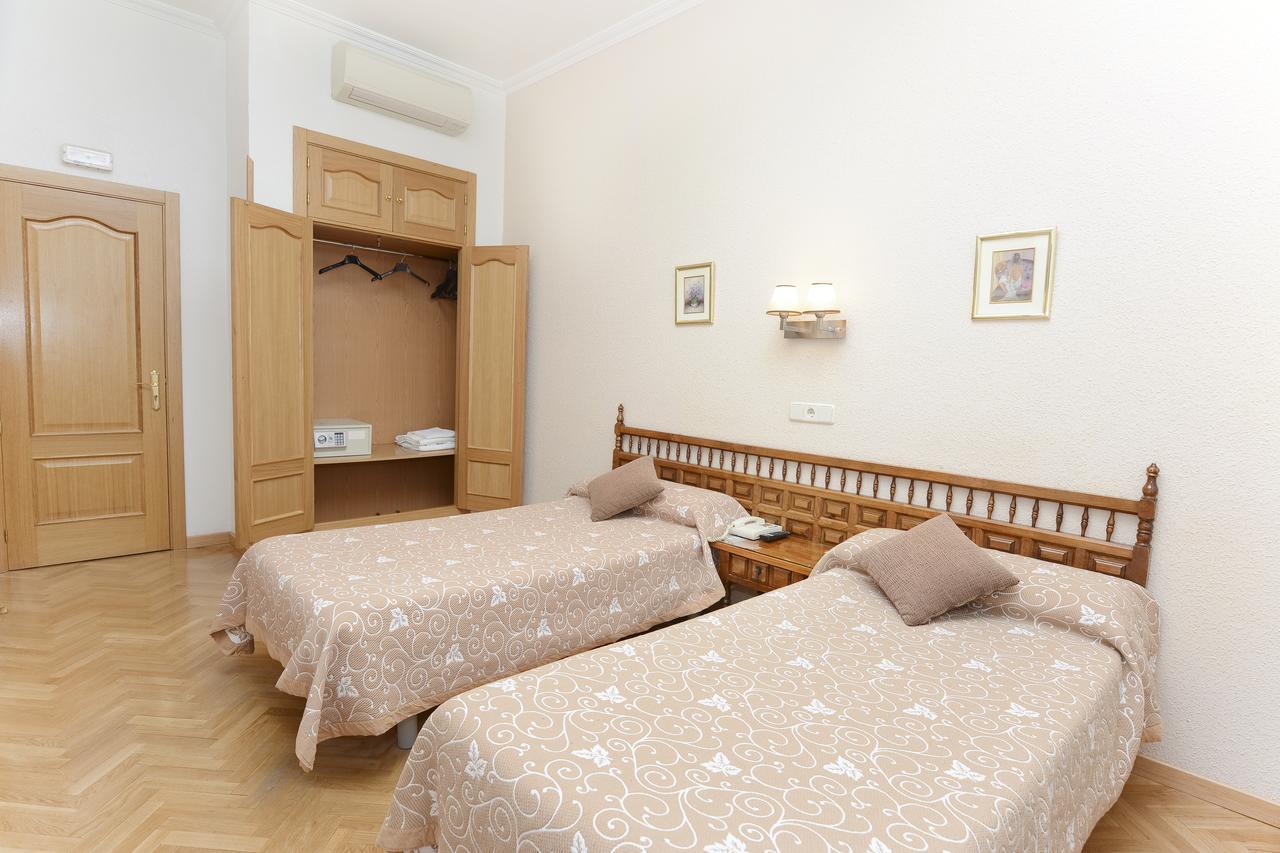 Biarritz Guest house Madrid