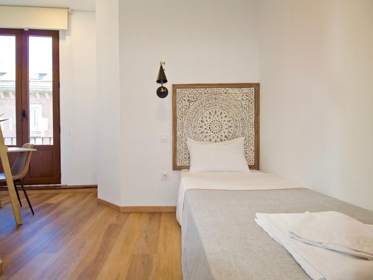 Guest house The Bridge Huertas Madrid