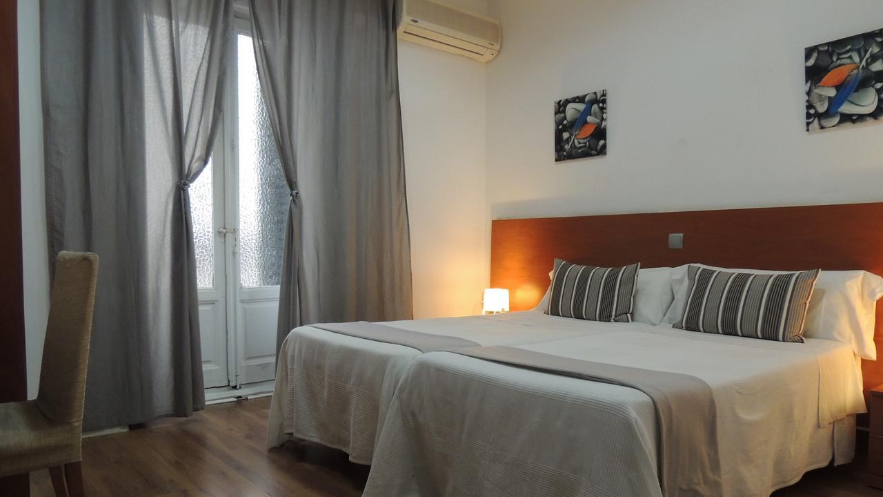 Cervantes Guest house