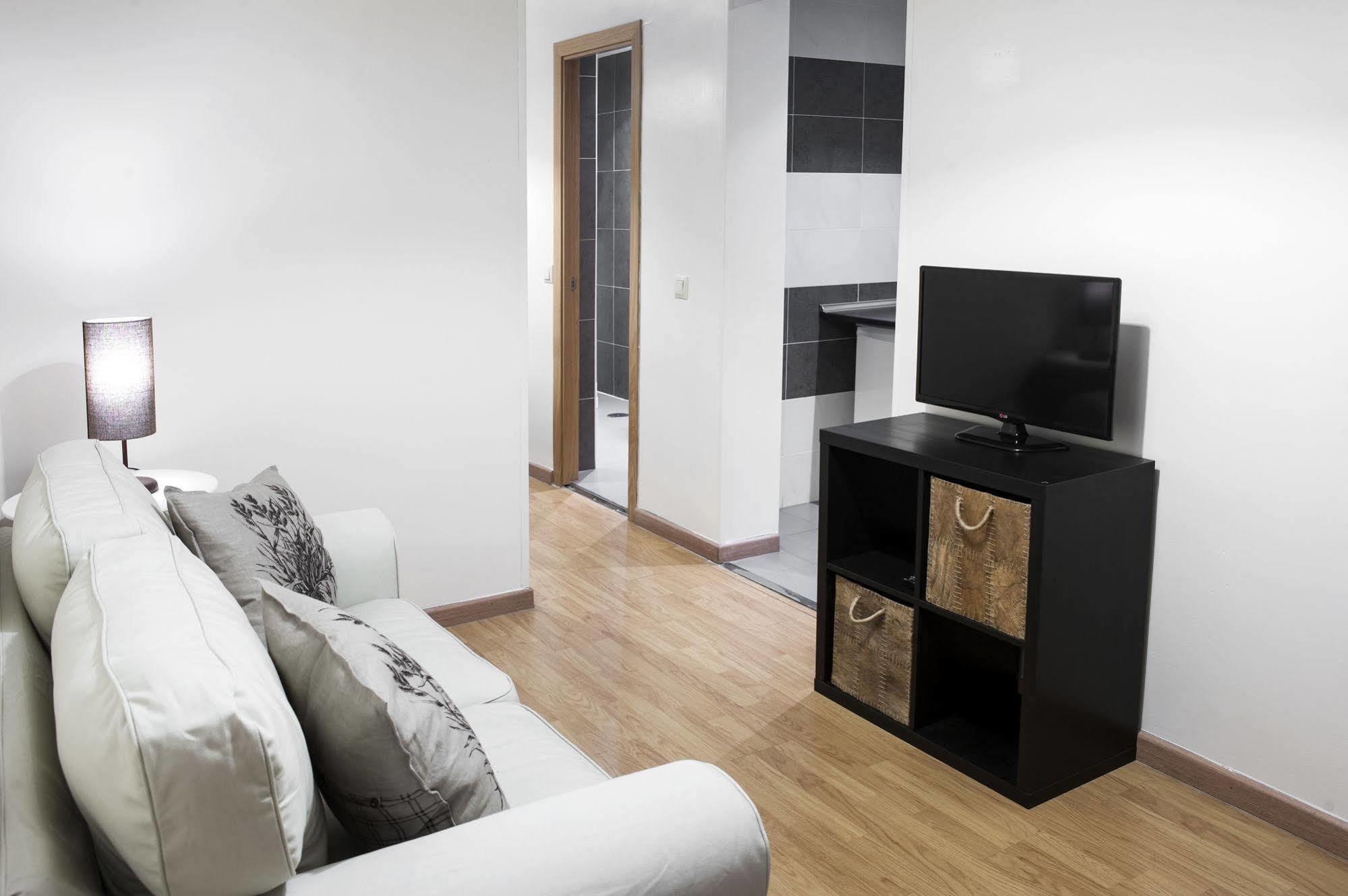 Thc Gran Via Guest house *