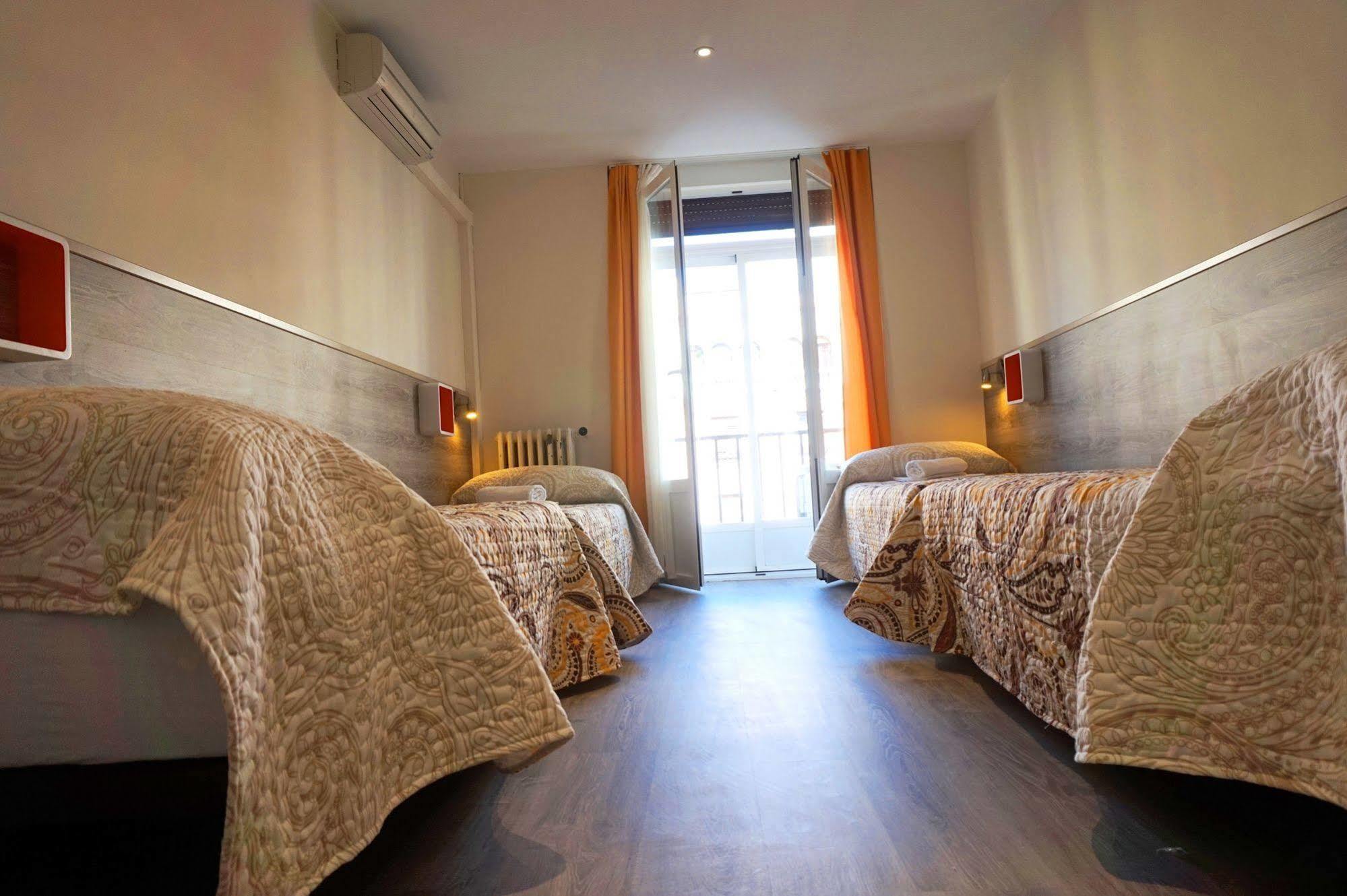 Muchomadrid Albergue Madri