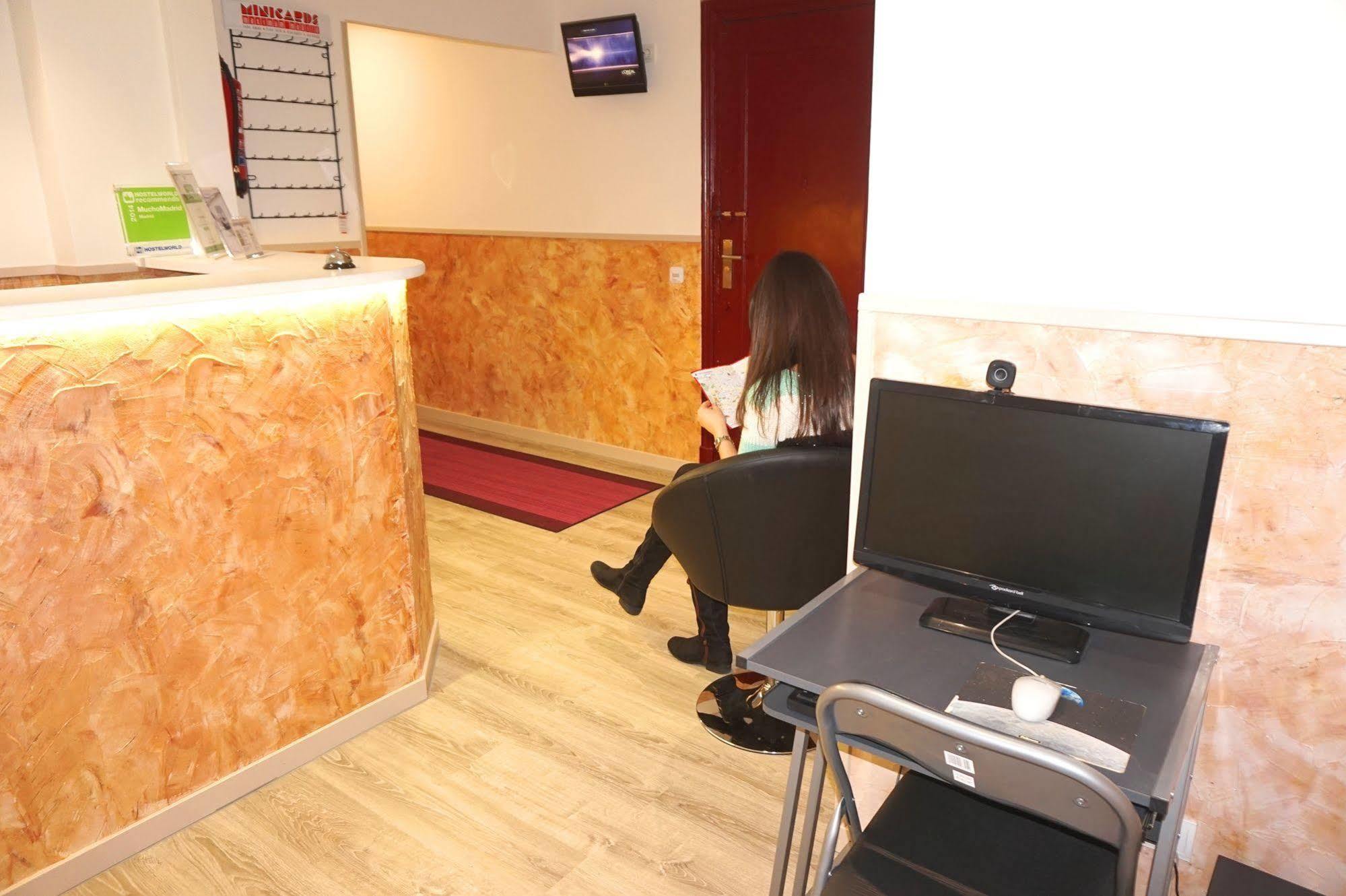 Muchomadrid Hostel Madrid