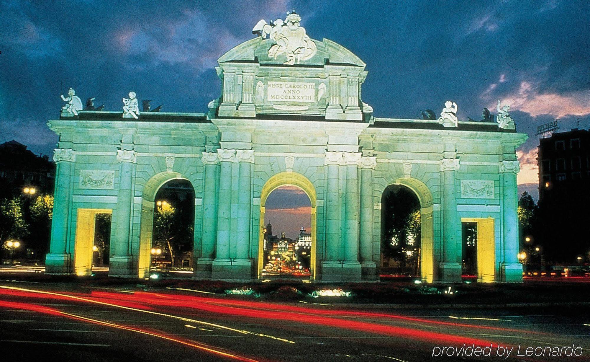 Aeropuerto T1 T2 T3 Hotel 3*