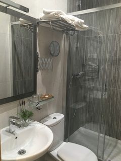 Hostal Lido *
