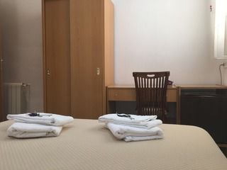 Hostal Lido Hotel *