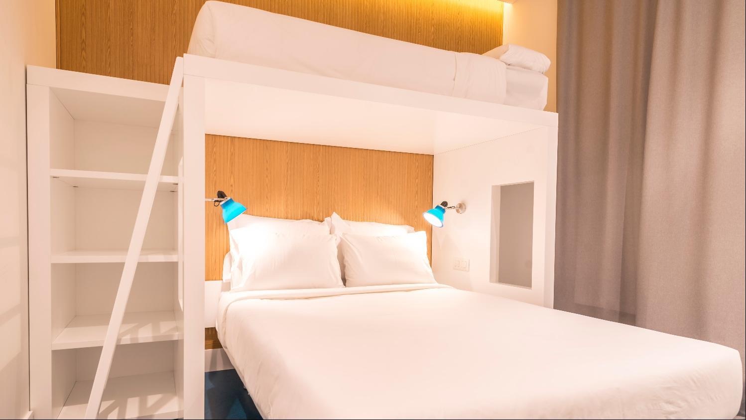 Sleep'n Atocha - B Corp Certified Guest house 2*