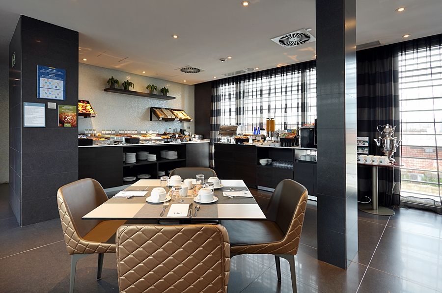 Hotel Eurostars Plaza Mayor 4*