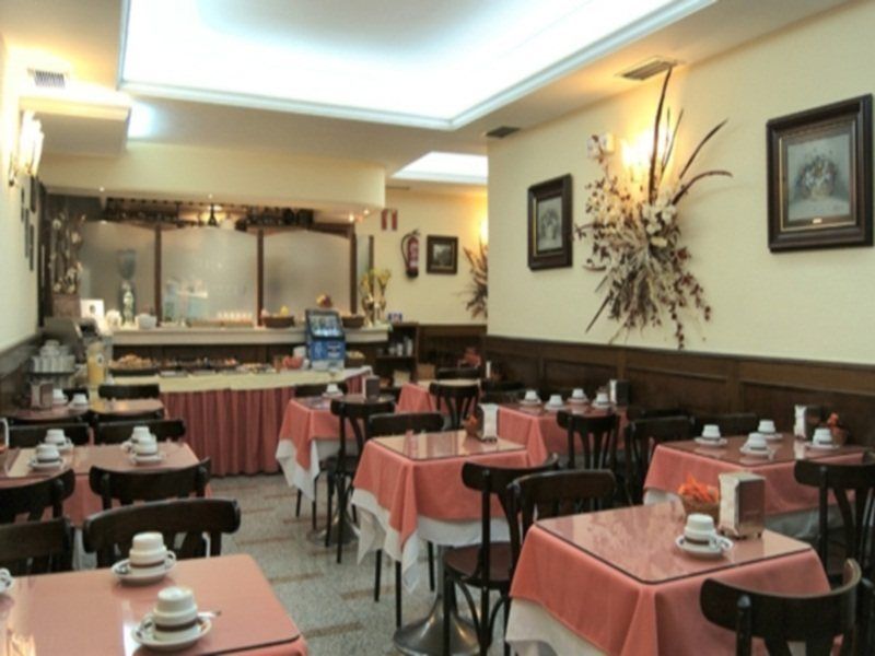 Hospedium Condes 3*