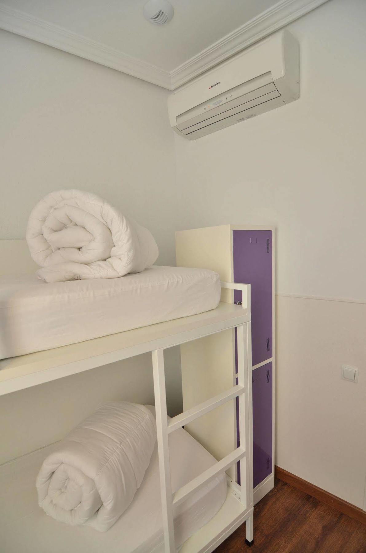 Far Atocha Albergue Madri