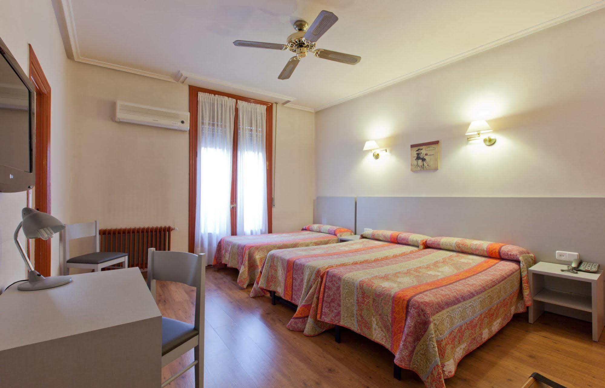 Guest house Andorra 2*