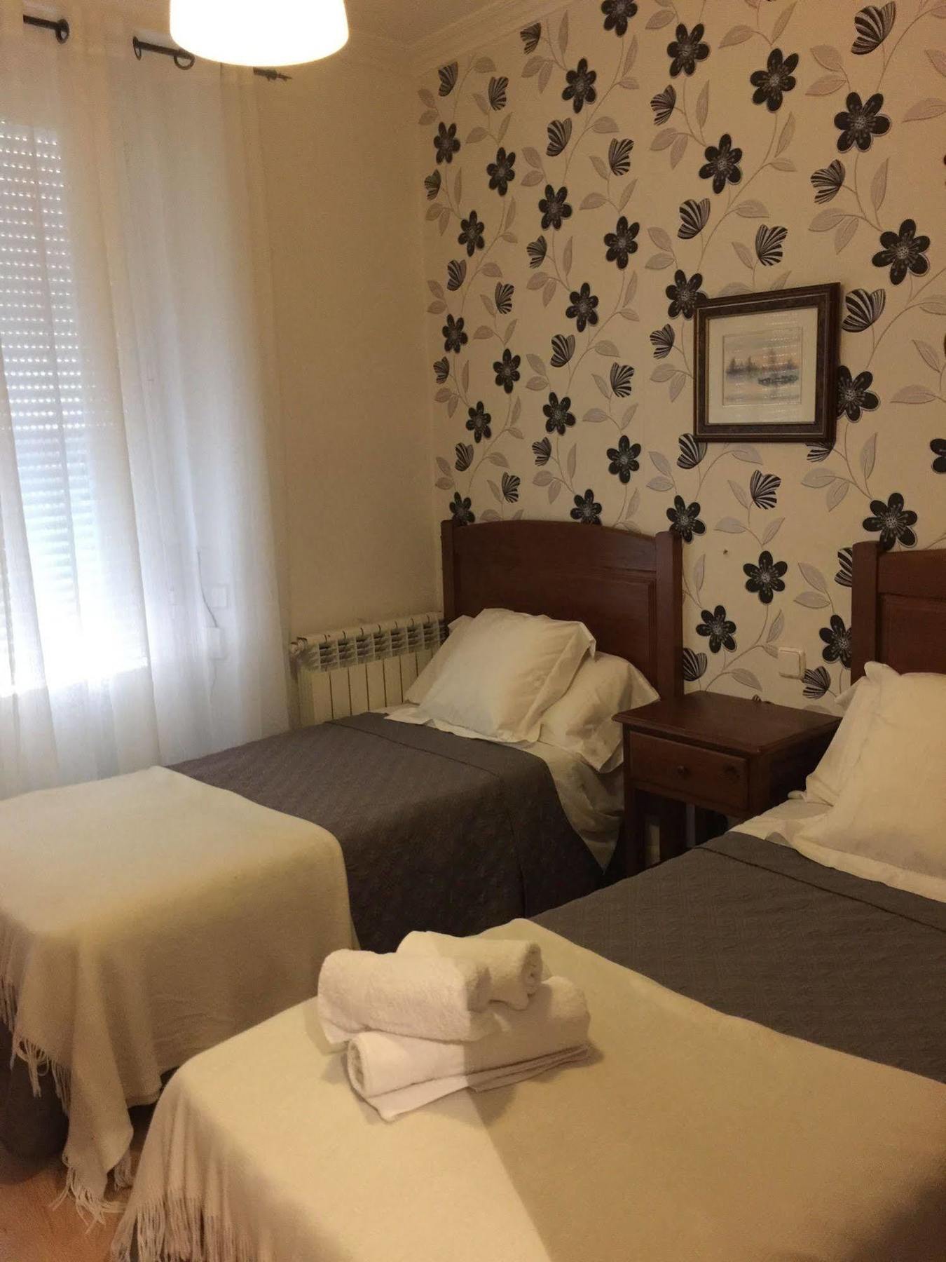 Hostal La Estrella 2* Madrid