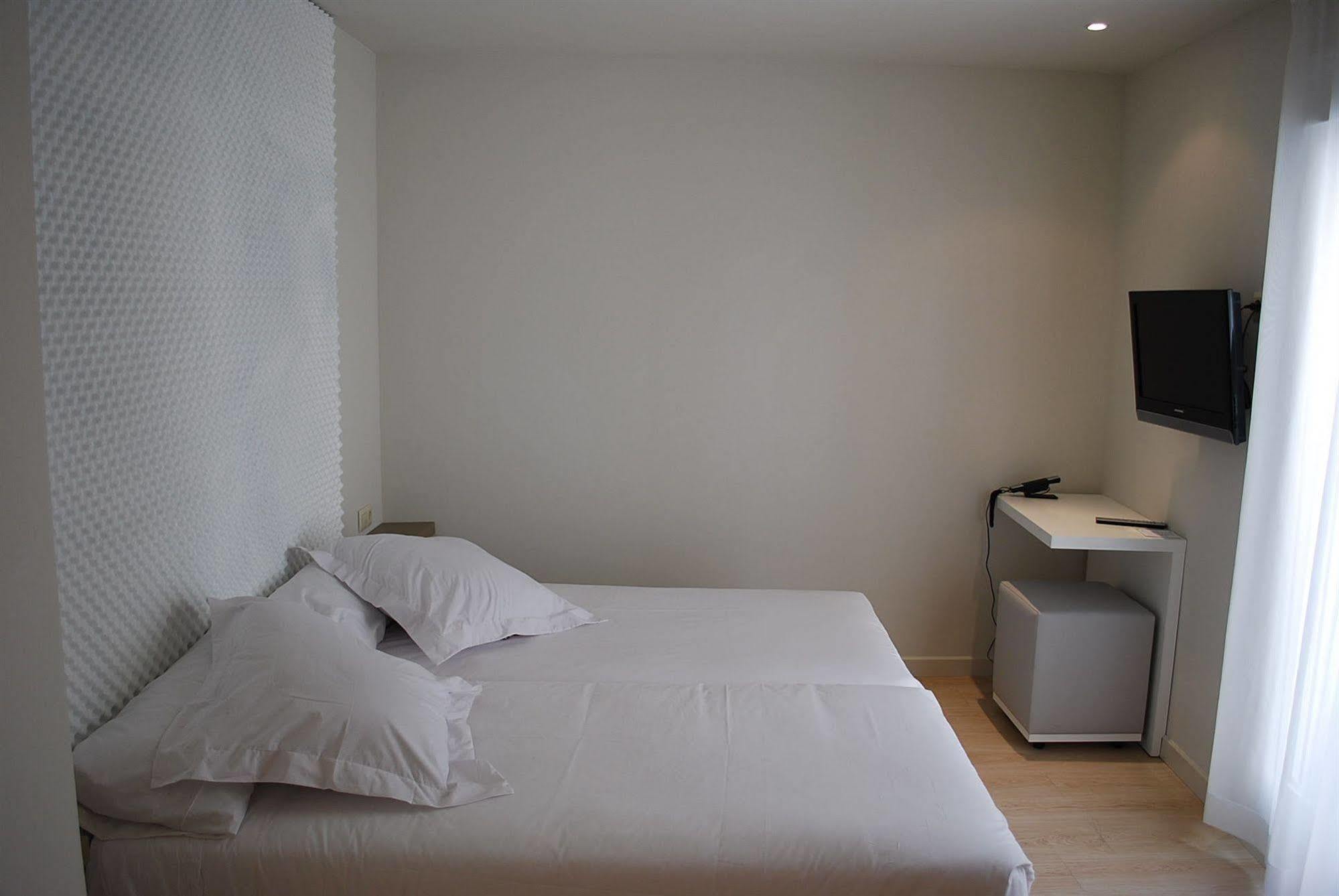 Urbansea Atocha 113 Hotel