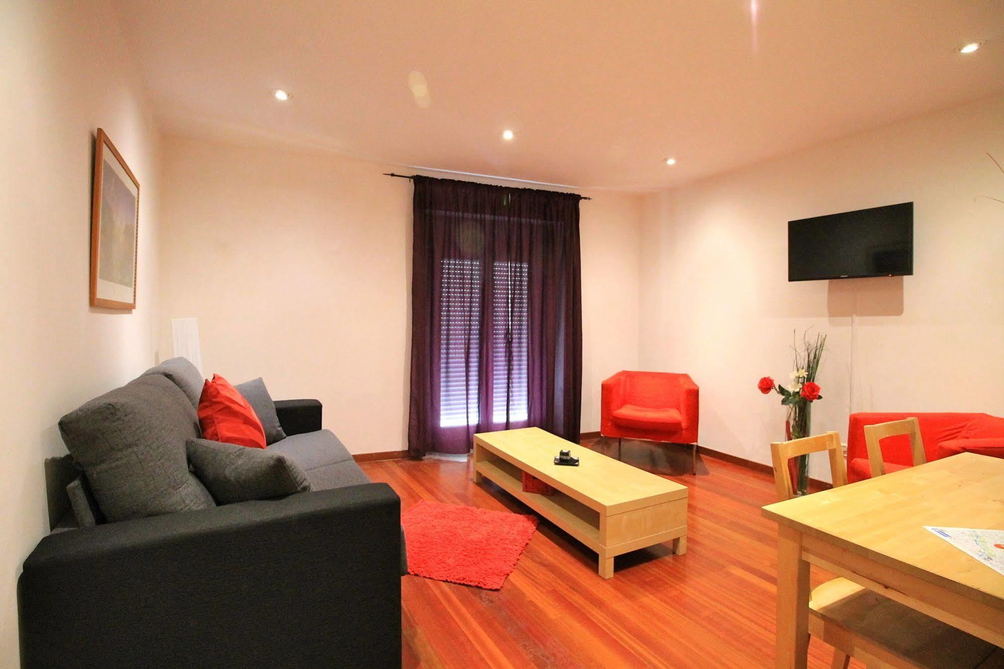 Prado 3*