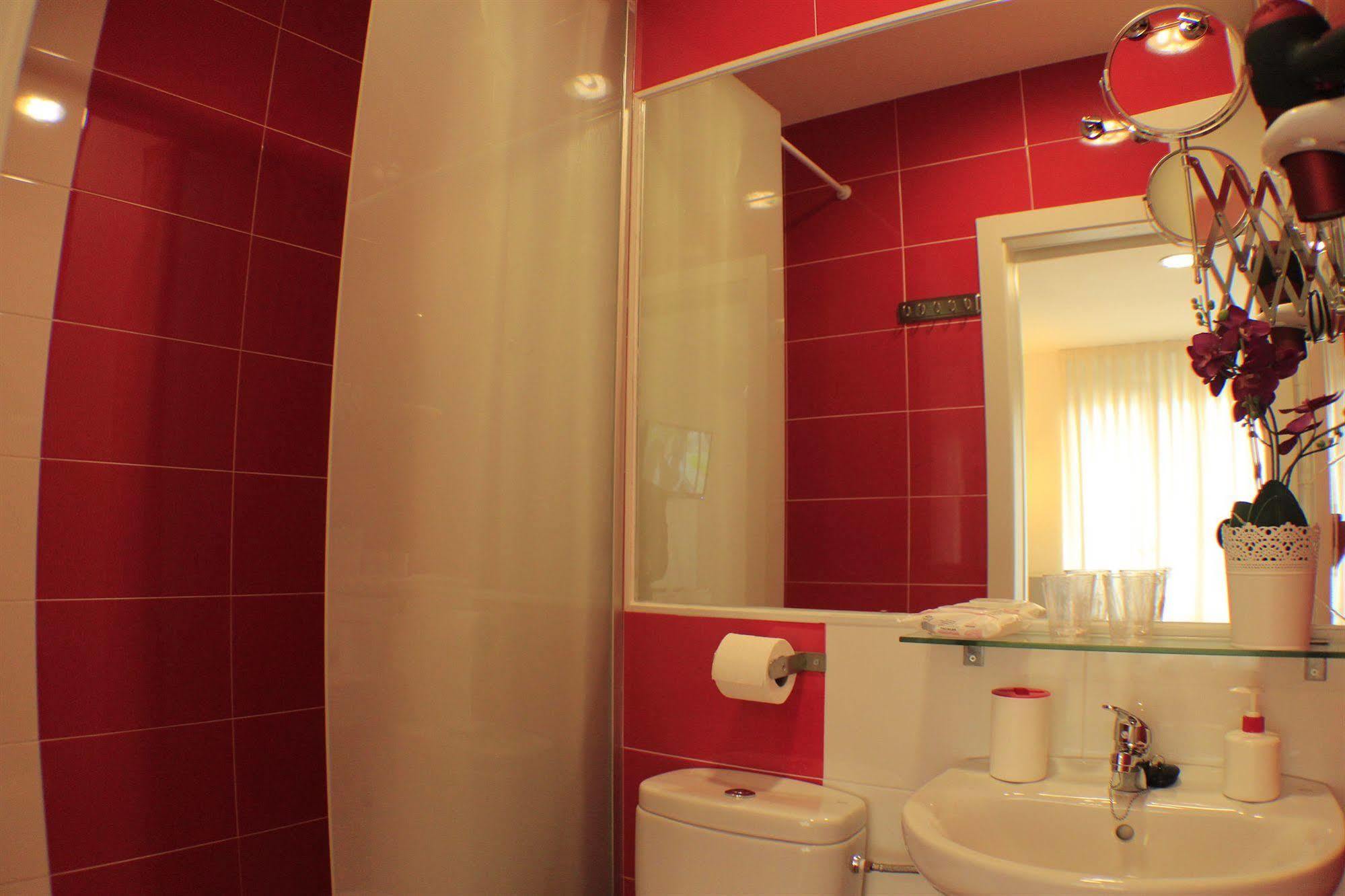 Star Hotel 2*