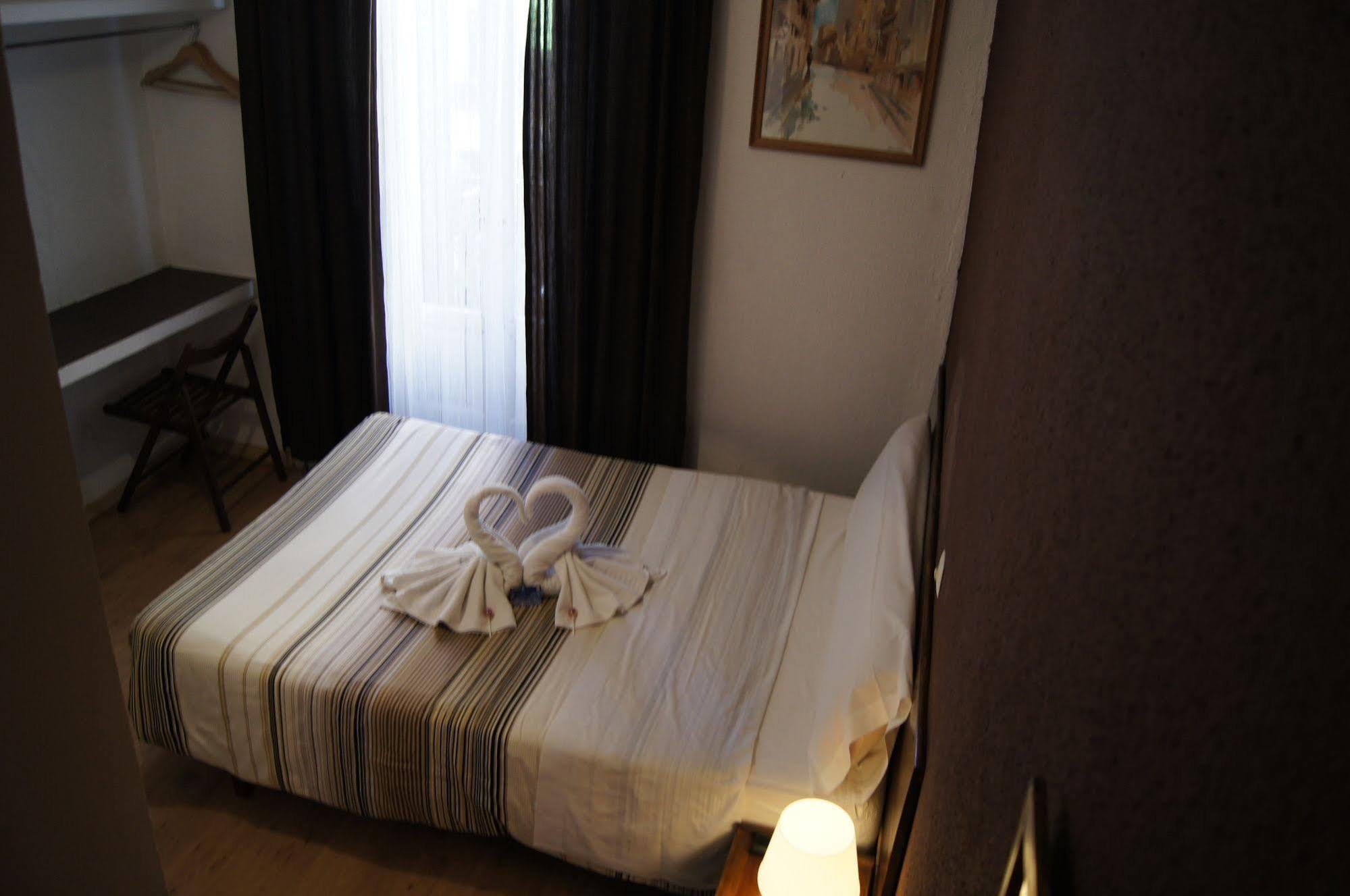 A Nuestra Senora De La Paloma Hostel