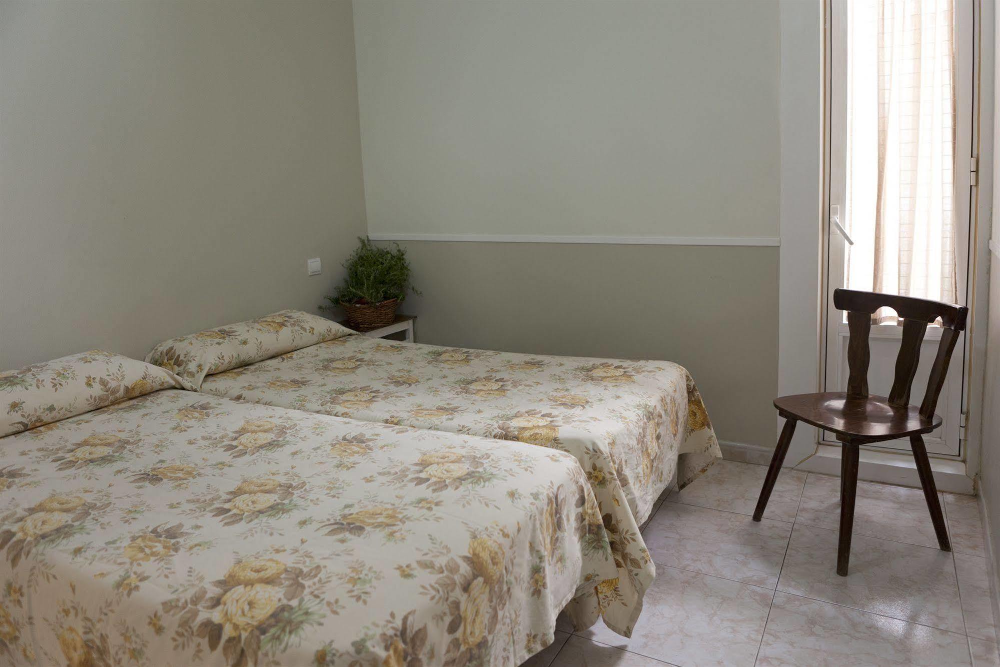 Gæstehus Hostal Madrid 3*