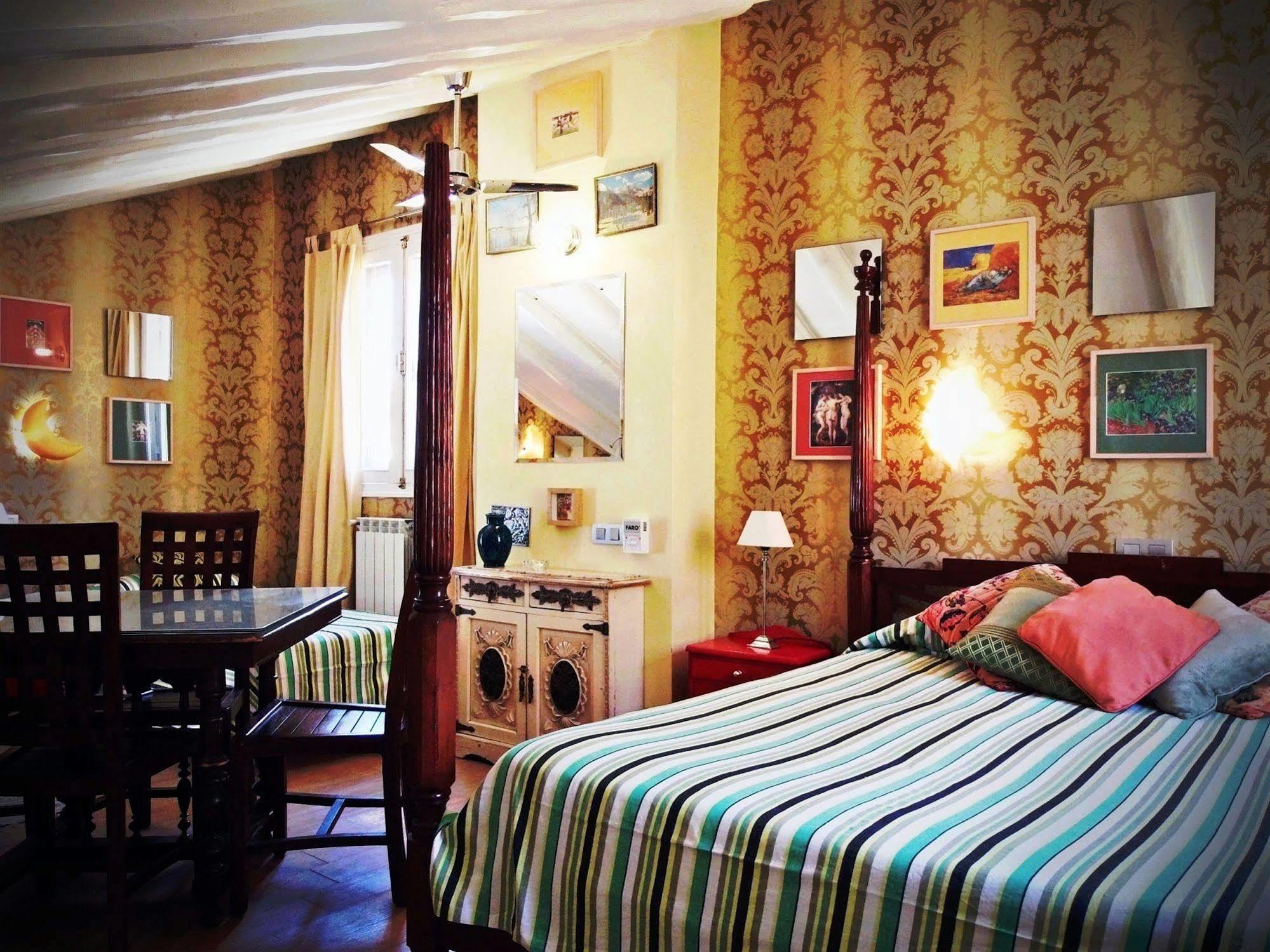 Casa de hóspedes Casa De Huespedes Dolce Madri