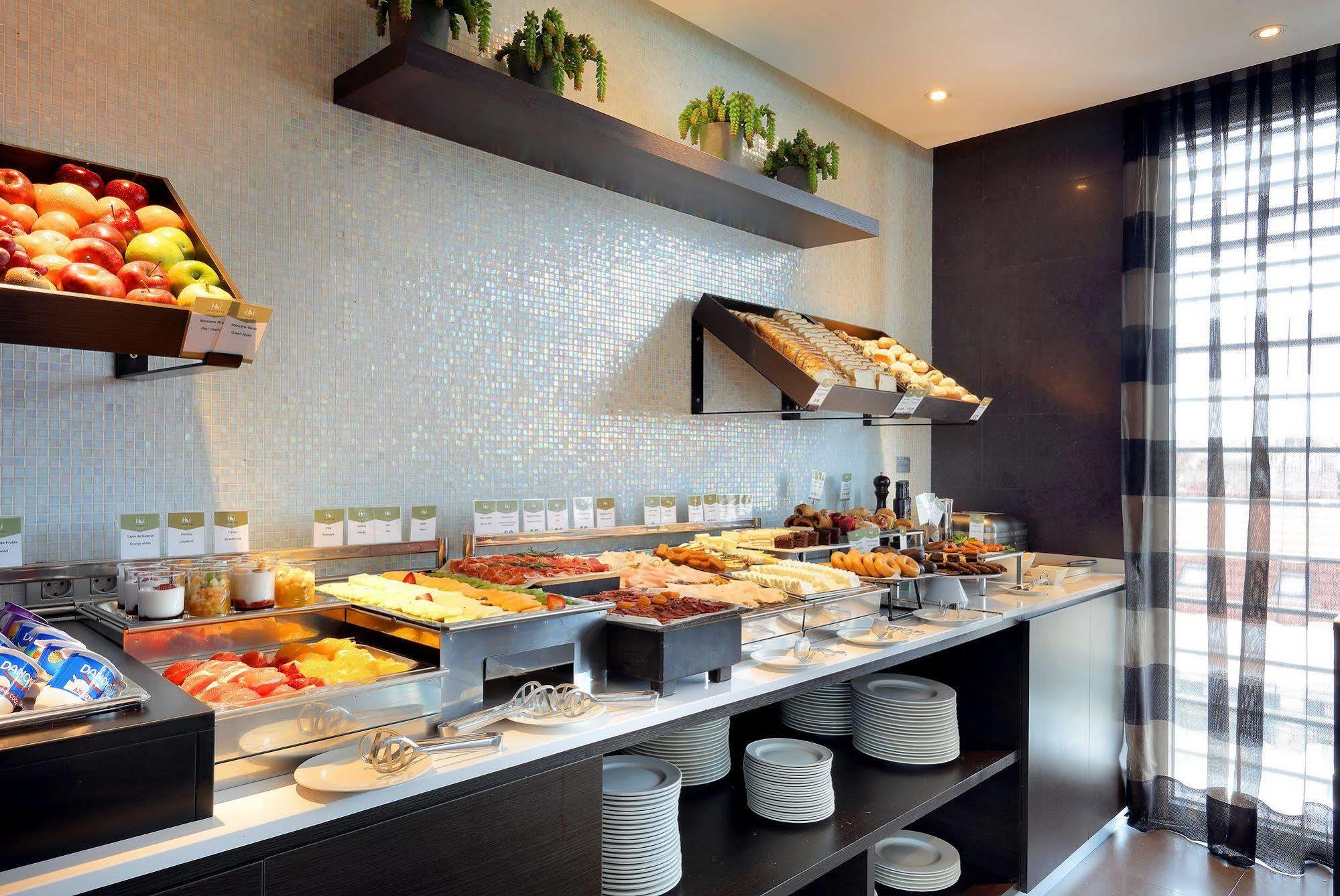 Hotel Eurostars Plaza Mayor 4*