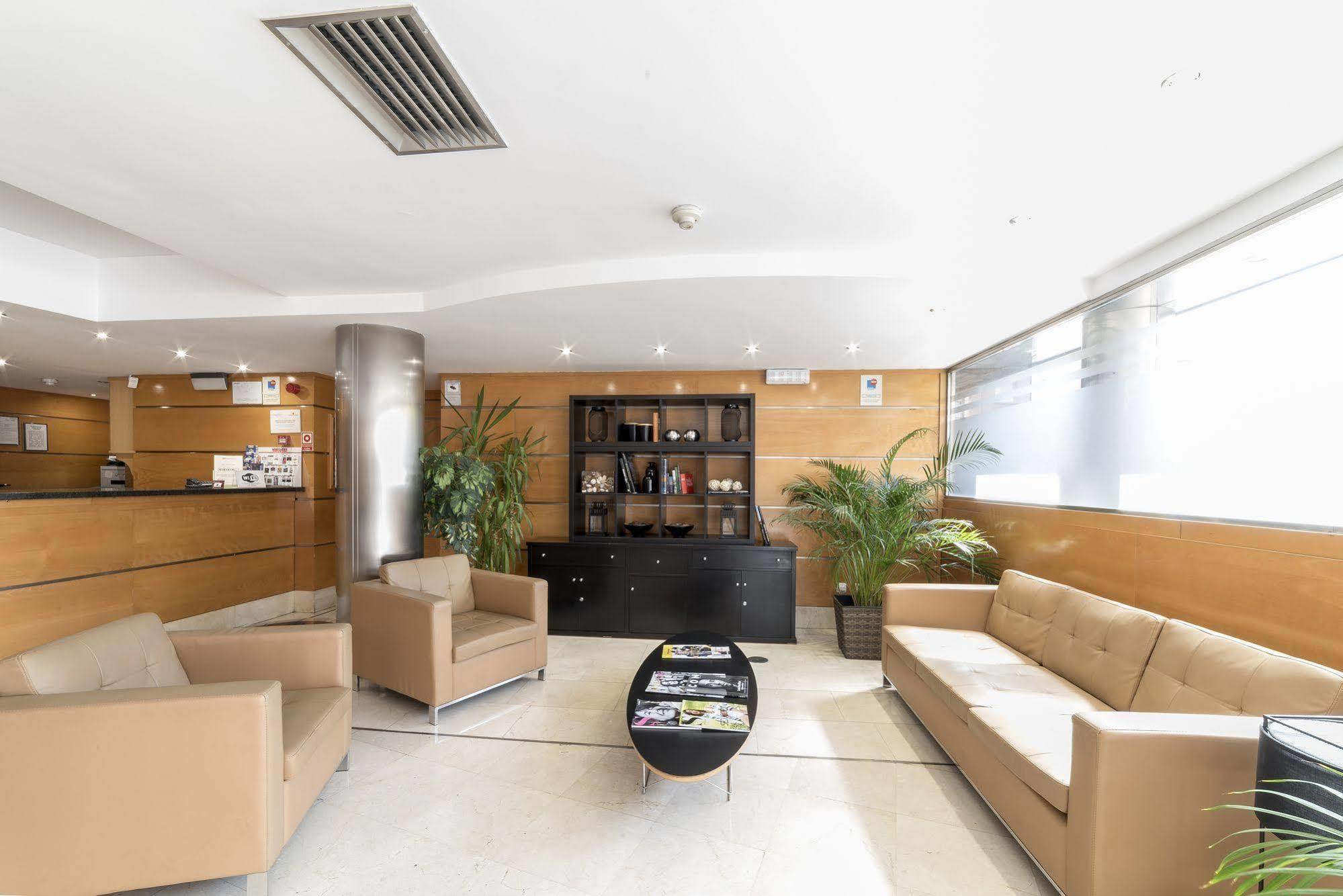 Hotel Infanta Mercedes Madrid