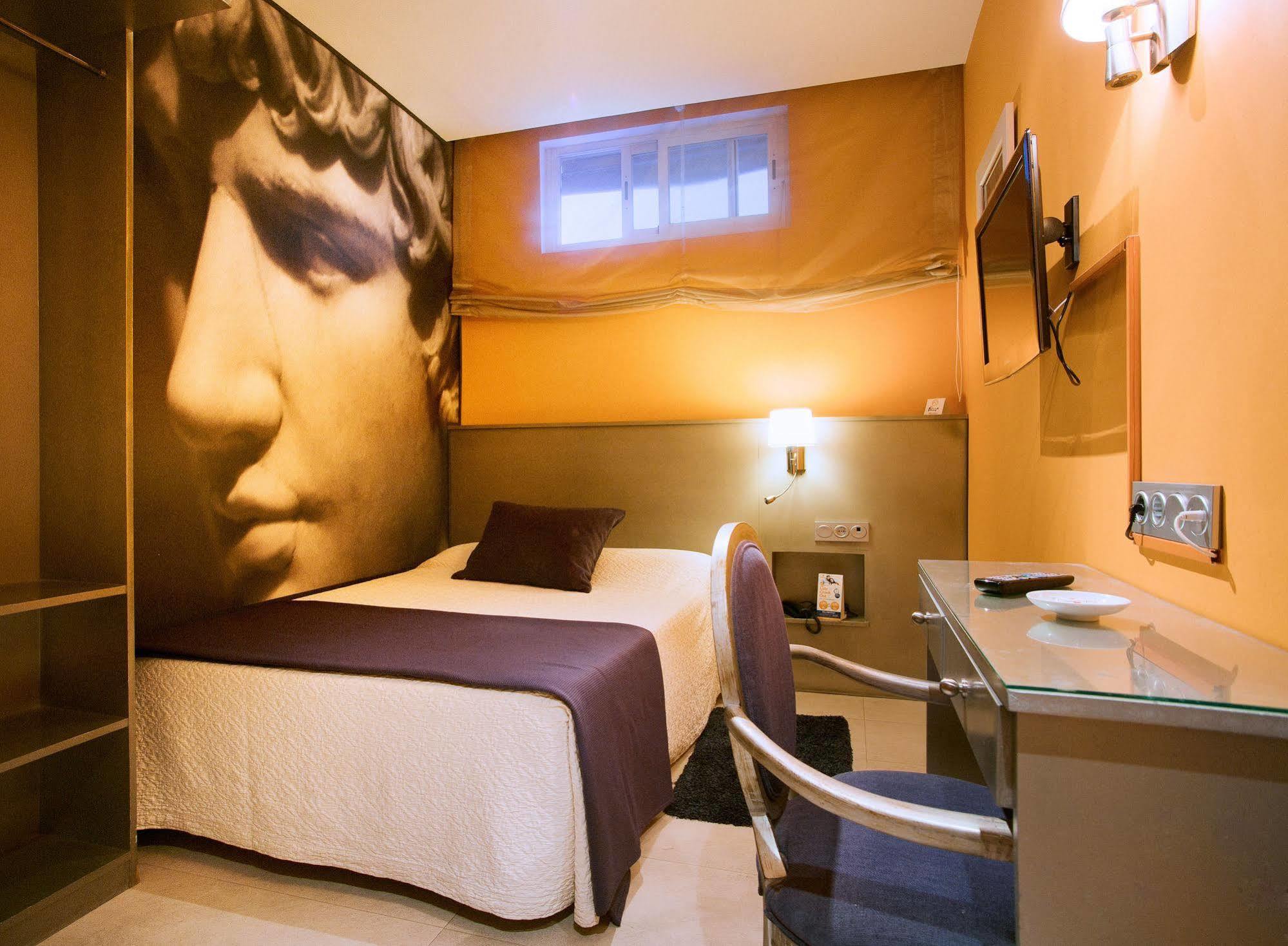 Globales Acis Y Galatea Hotel Madri