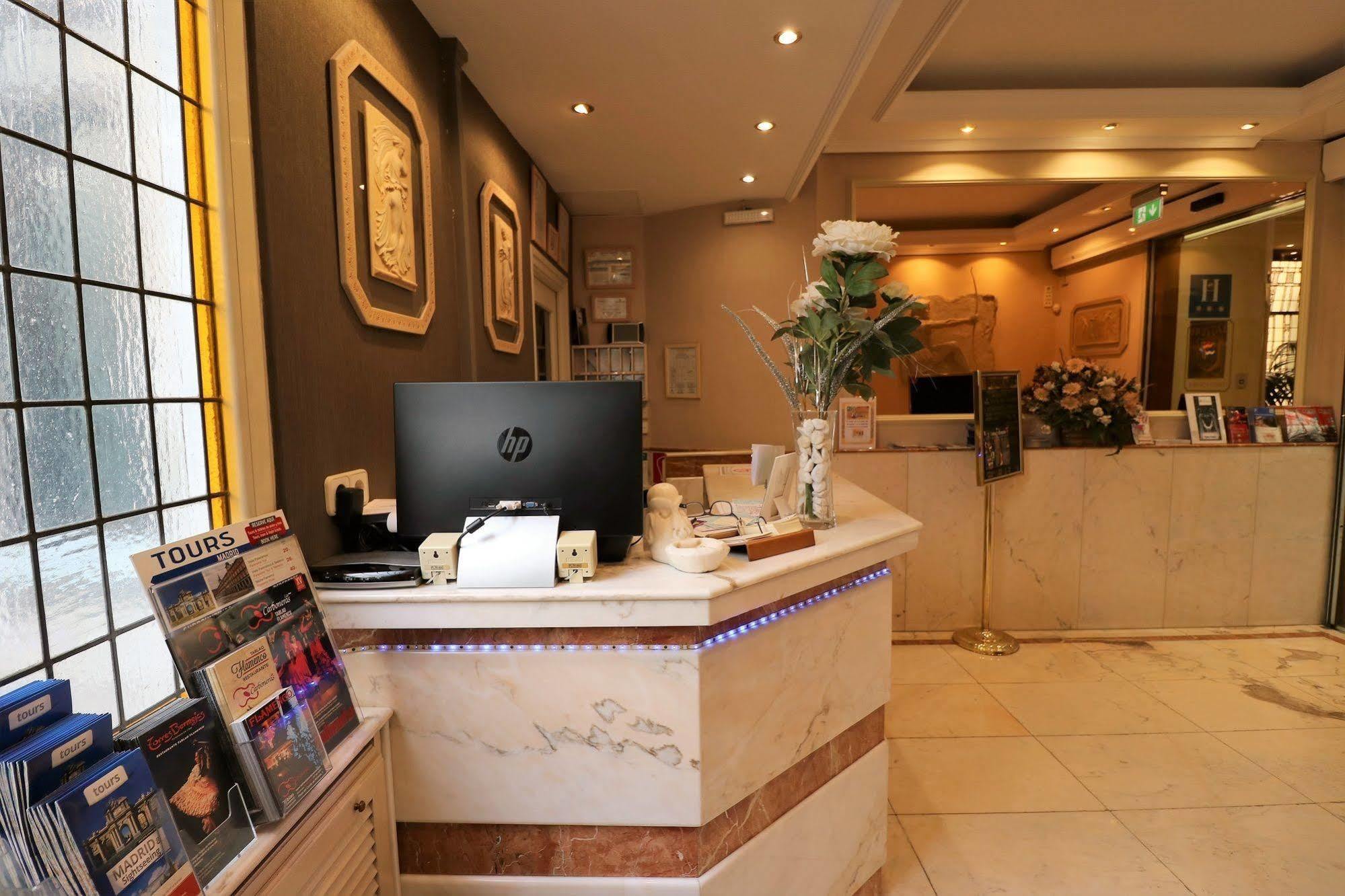 Hispano - Argentino Gran Via Guest house 3*