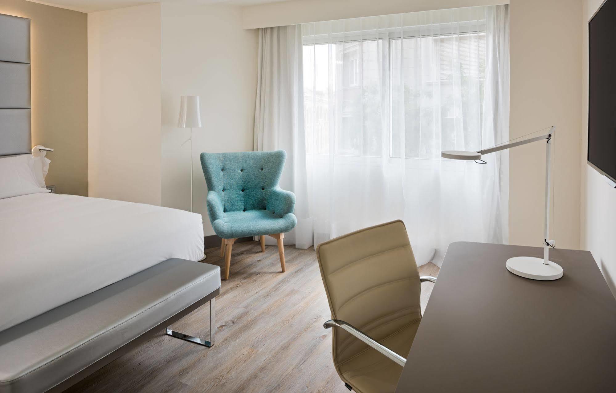 Hotel Nh Zurbano 4*