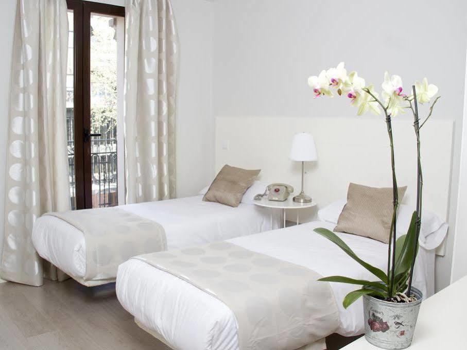 8rooms Casa de hóspedes