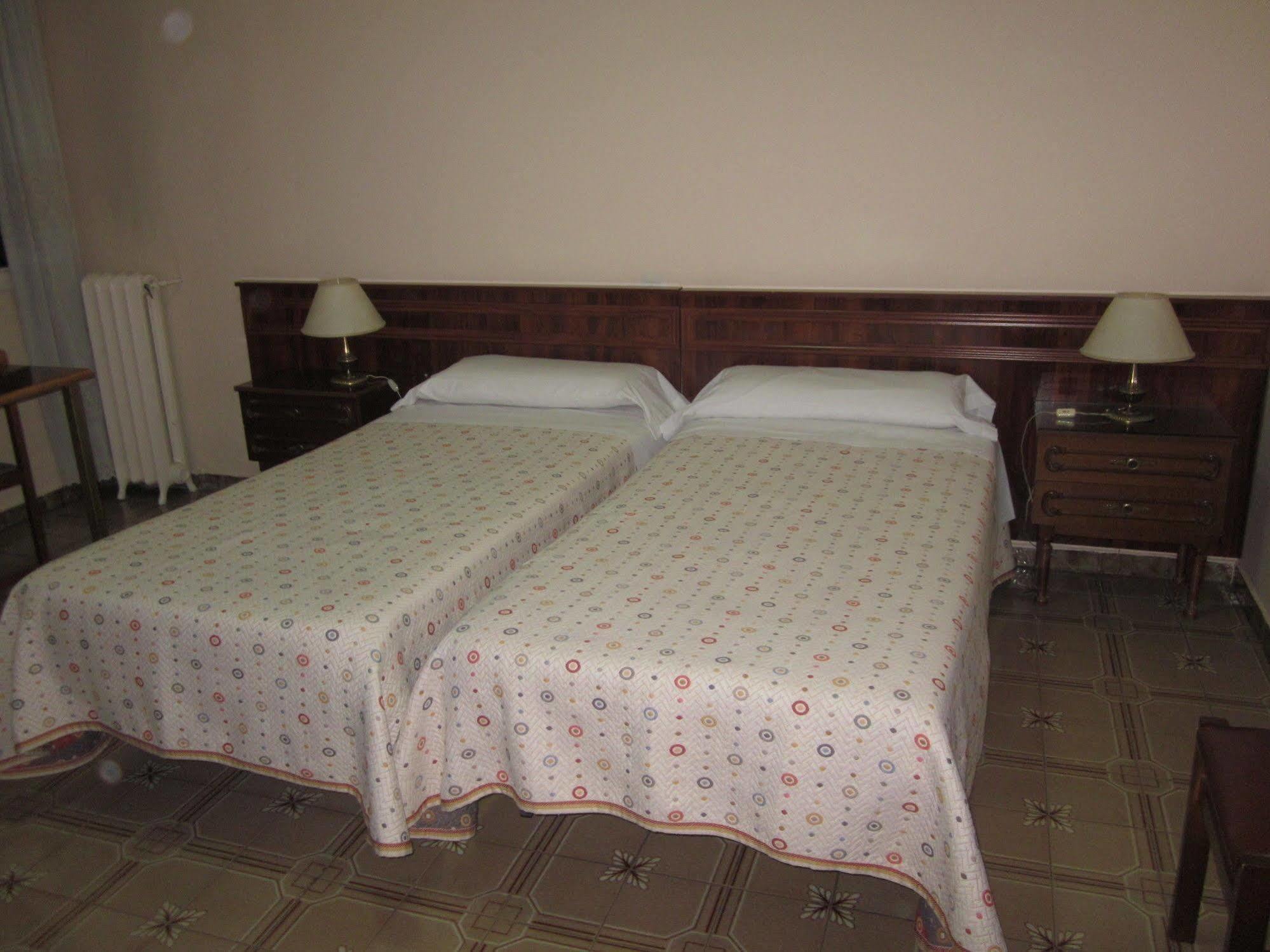 Guest house Splendid - Gran Via Madrid